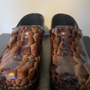 Dansko clogs “pebble” women’s size 38